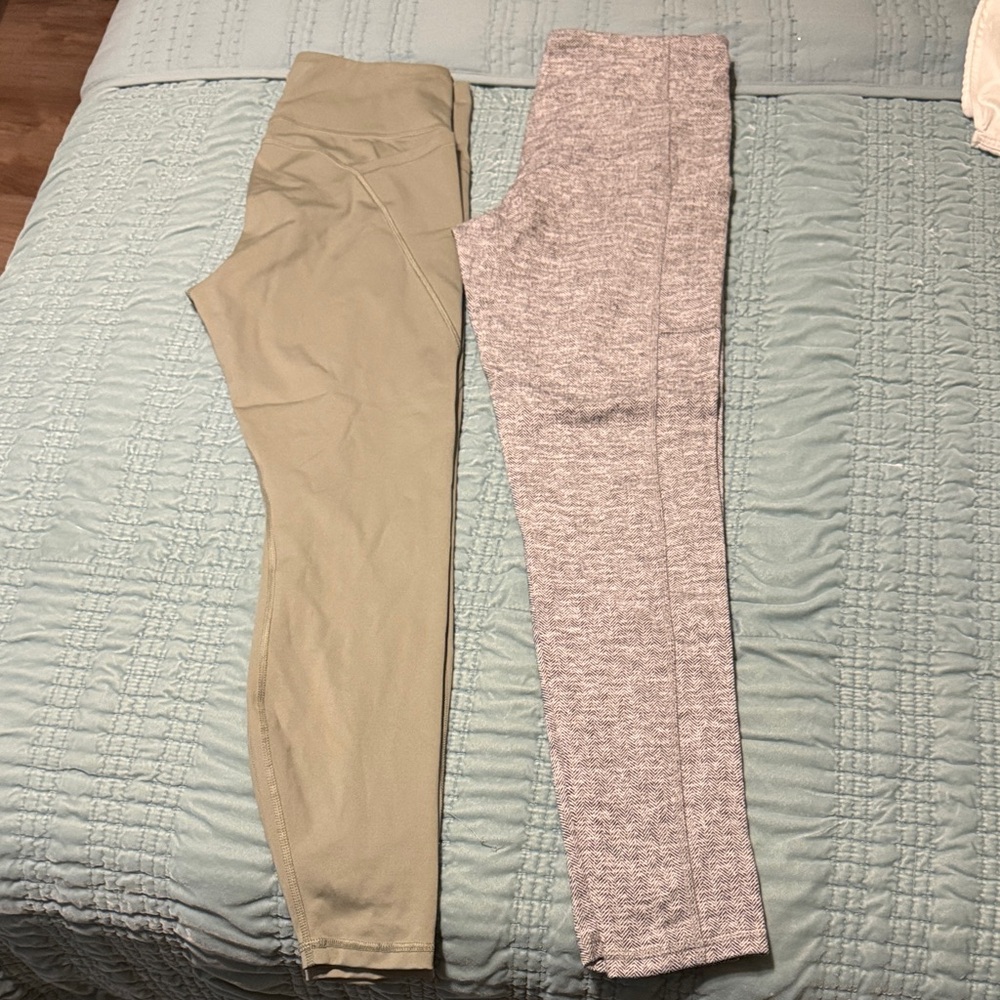 Set of Two pocketed Leggings - Gray and light green, Medium